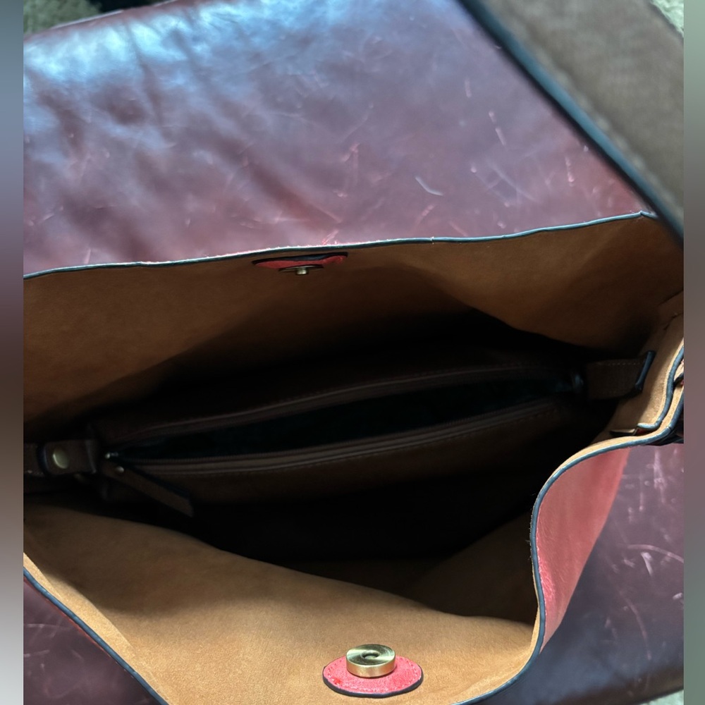 Women's Red Leather Shoulder Bag with Front Pocket - Picture 7 of 7